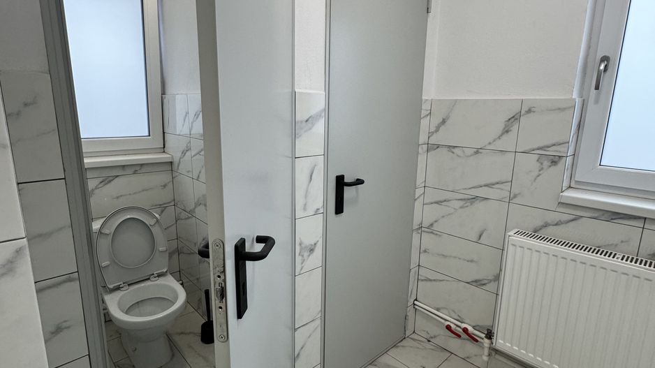 Spatii birouri de inchiriat renovate moderne L329 - Poză 26