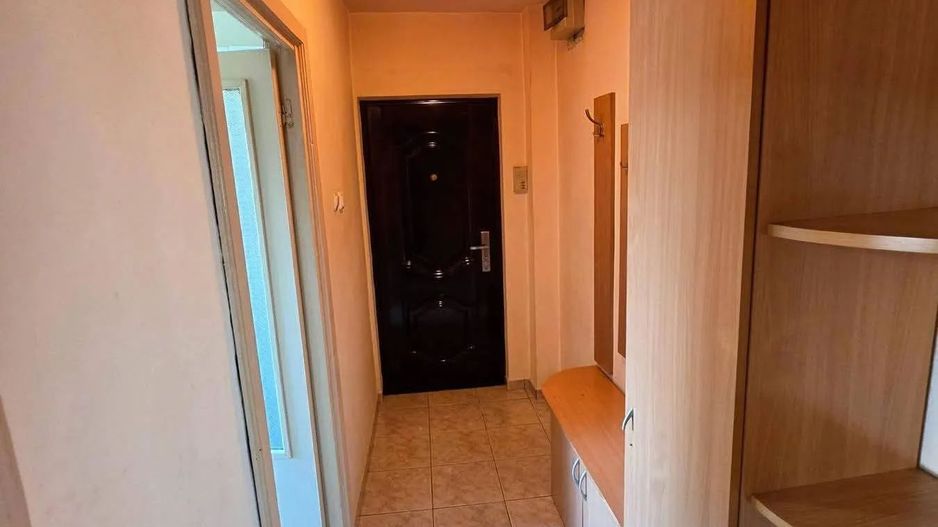 Vand apartament cu 2 camere decomandat in Calea Lipovei - Poză 7