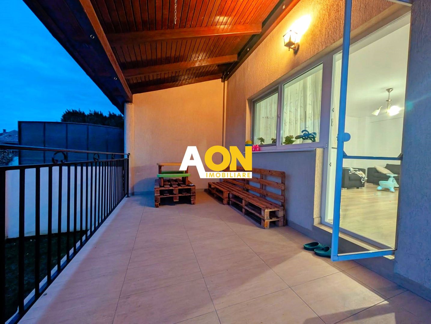 Casă tip înșiruit, D+P+M, 4 camere, garaj, 214 mp teren, zona Centru - Poză 4