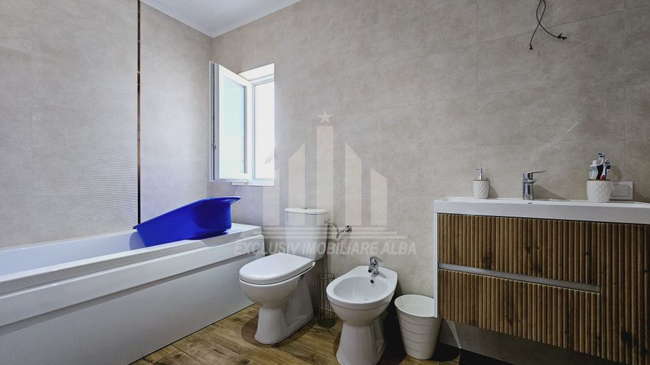 Casa tip duplex de vanzare, Dealul Furcilor - Poză 12