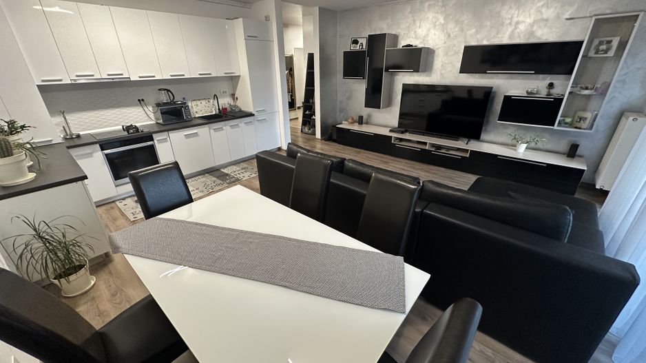 Apartament 2 camere zona Calea Torontalului - Poză 1