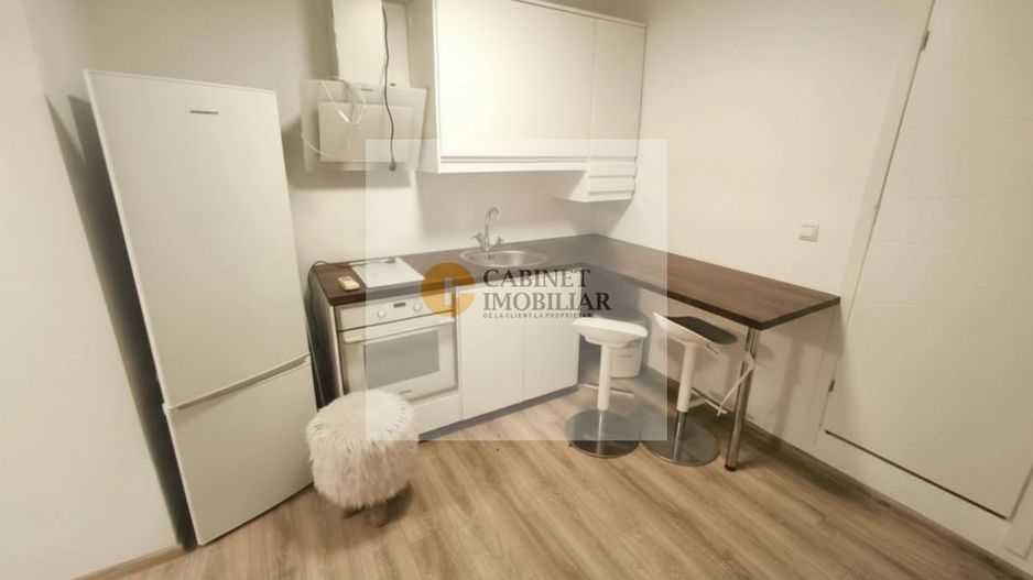 Calea Victoriei I Garsoniera in vila  I P+2 I Vedere stradala - Poză 3