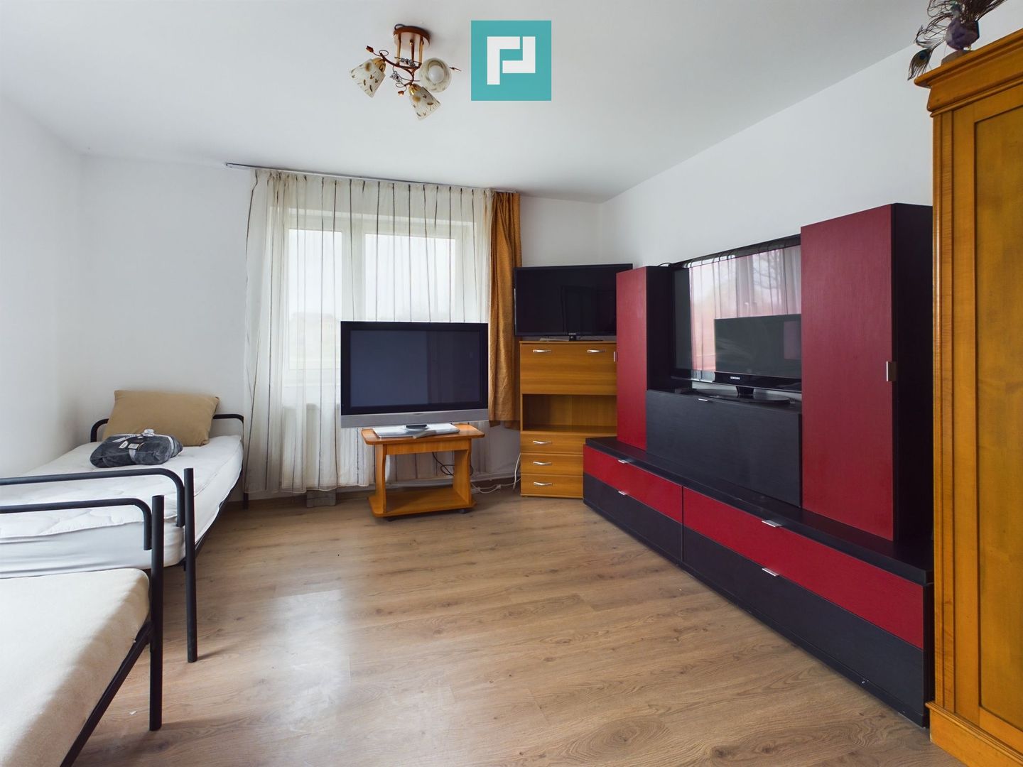 Proprietate imobiliară cu potențial extraordinar! - Poză 17