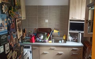 CASA CU 5 CAMERE ZONA DAMBU - Poză 6
