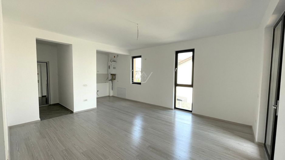 Bloc la asfalt. Etaj 1. Loc de parcare. - Poză 2