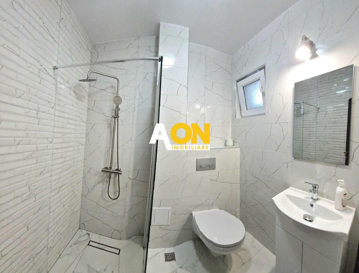 Apartament 3 Camere, Cetate, Recent Renovat - Poză 3