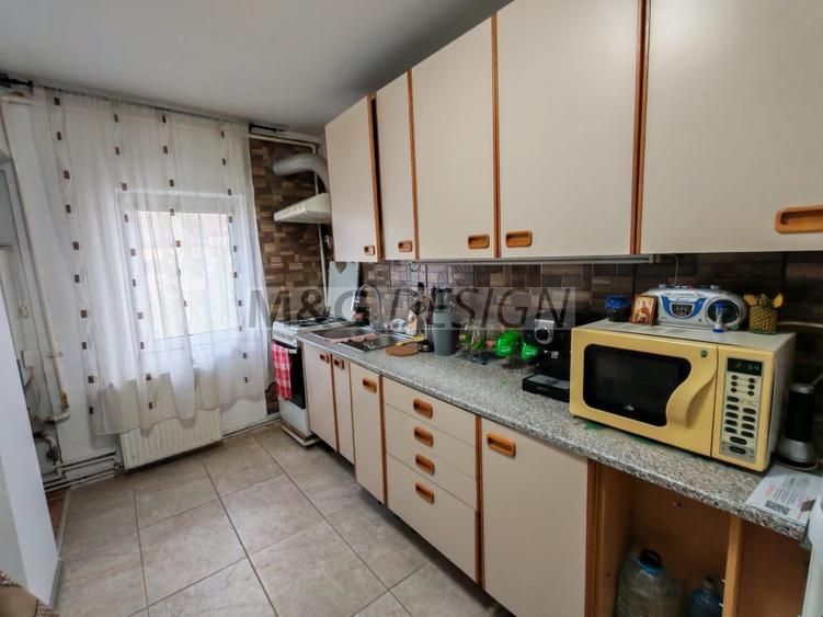 Apartament 3 camere Soarelui - Poză 4