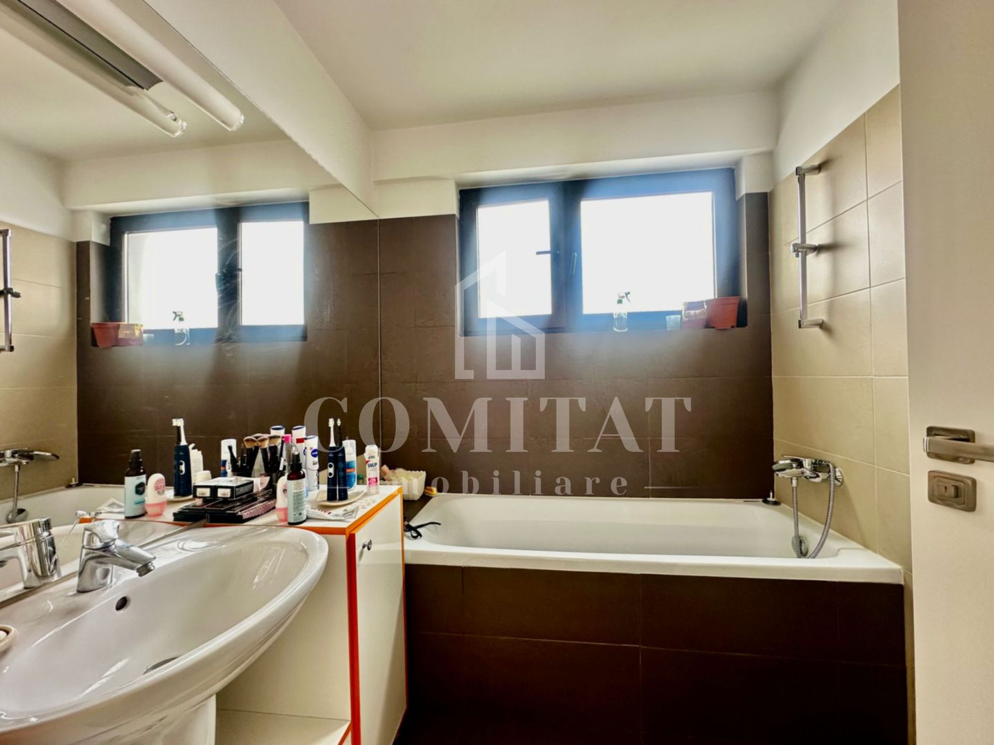 Apartament 4 camere | Parcare | Terasa 30 mp | Cartier Europa - Poză 17
