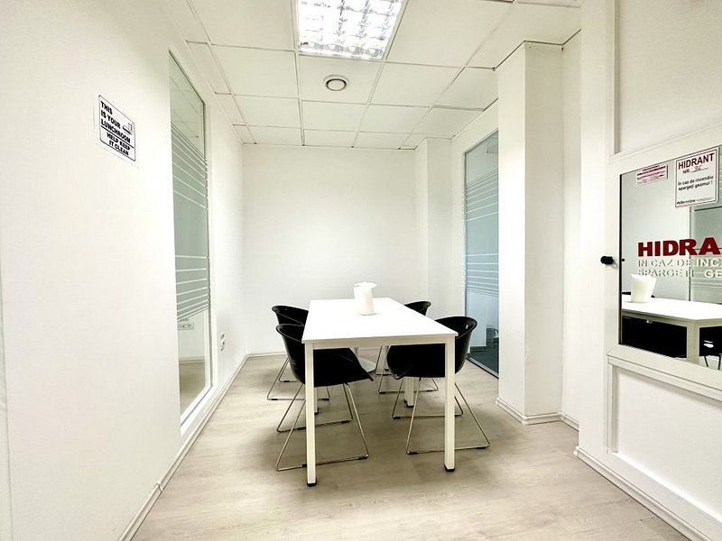 Birou amenajat - Piața Unirii/Bastion - Poză 12