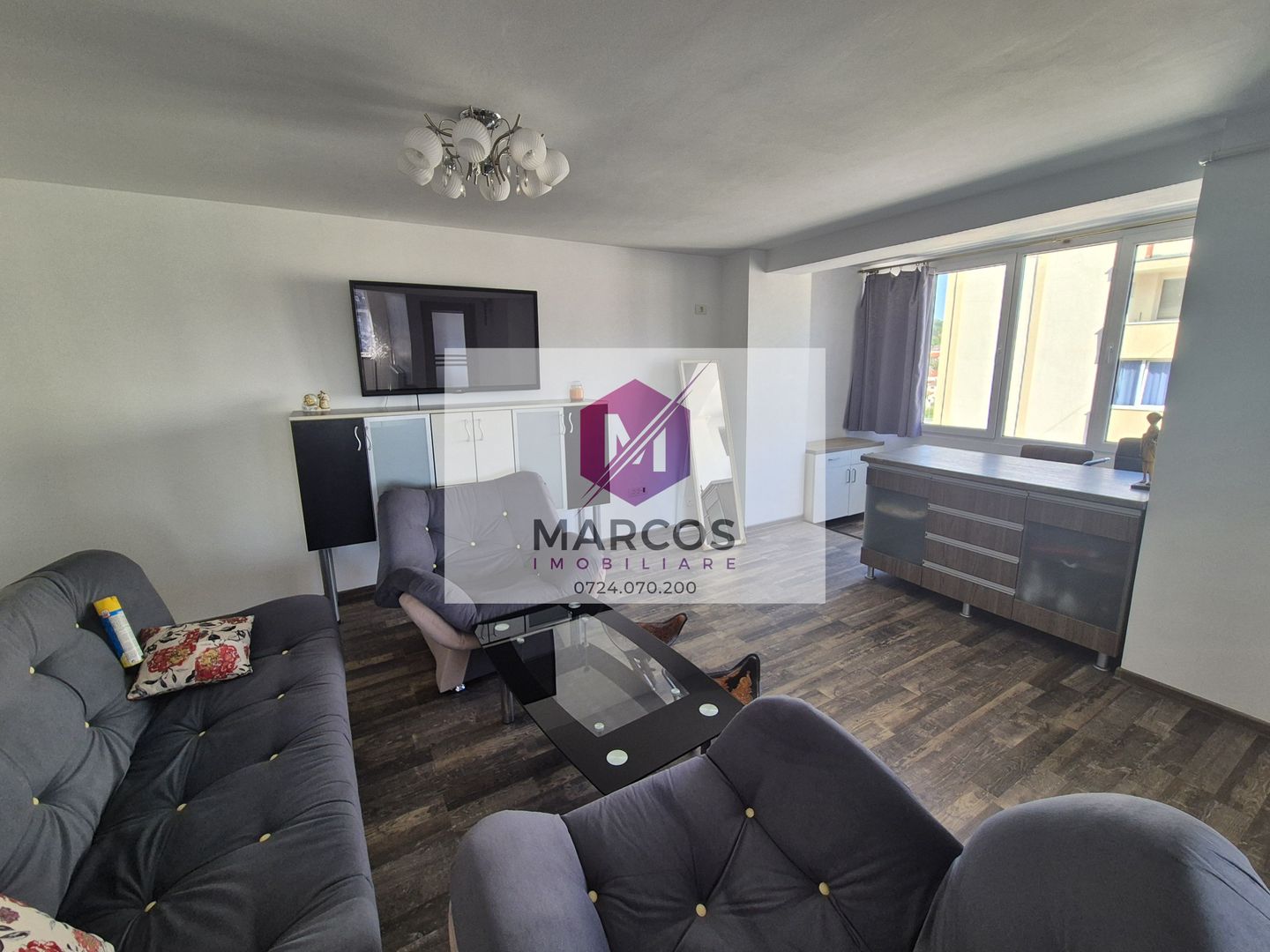 Vand apartament in centru - Poză 7