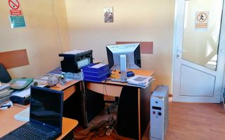 Spatiu pentru depozitare/productie/servicii, 300 mp utili + birouri - Poză 7