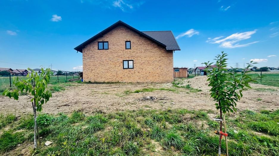 🏡 Casă de vânzare | Burdujeni | 200 mp utili | 7,7 Ari 🏡 - Poză 1