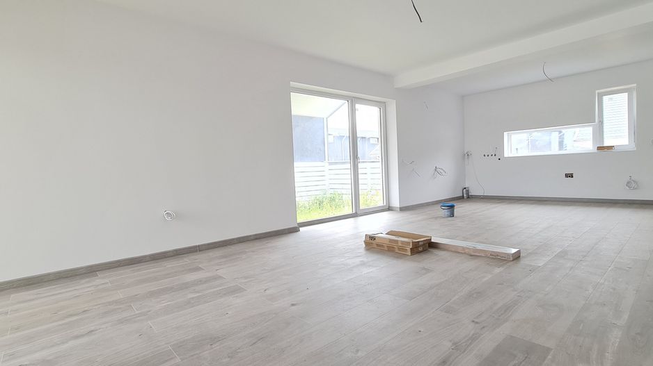 Casa 4 camere finalizata intabulata Cartier Izvor Tarlungeni - Poză 1