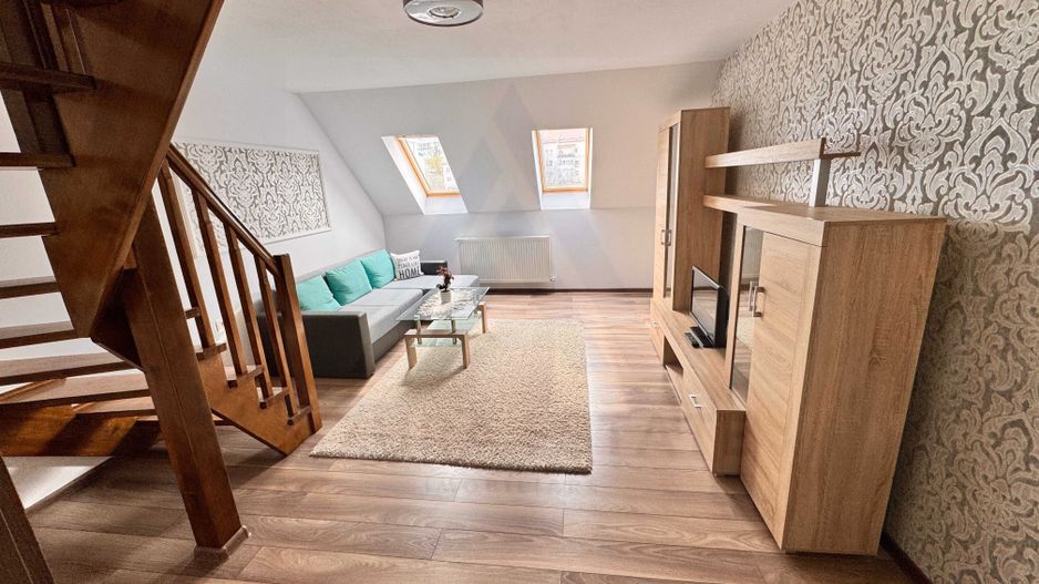 Apartament modern 3 camere 80 mp utili parcare in curte Ultracentral - Poză 1