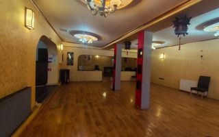 Spatiu comercial stradal, deschidere mare - Poză 3