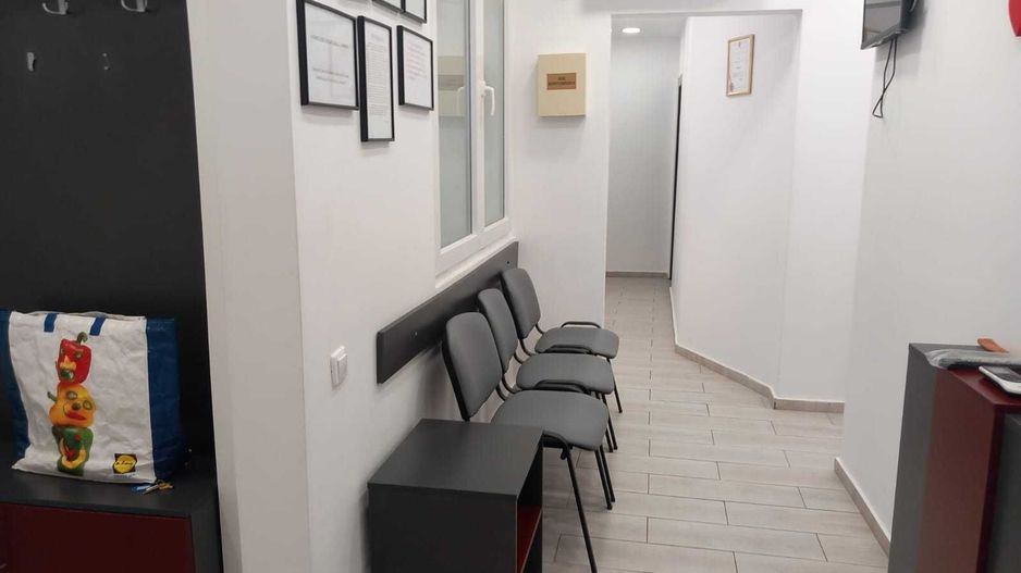 APARTAMENT 3 CAMERE VICTORIEI - Poză 1