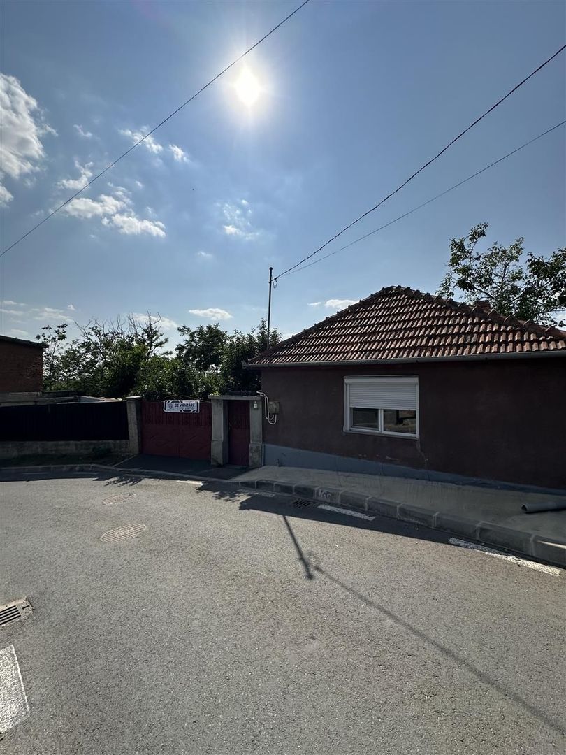 CASA DE VANZARE EPISCOPIA Str. Dealului 732 MP - Poză 7