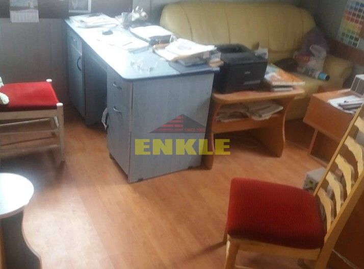 Vând hală pentru producție sau depozit și casă 450000 € - Poză 2