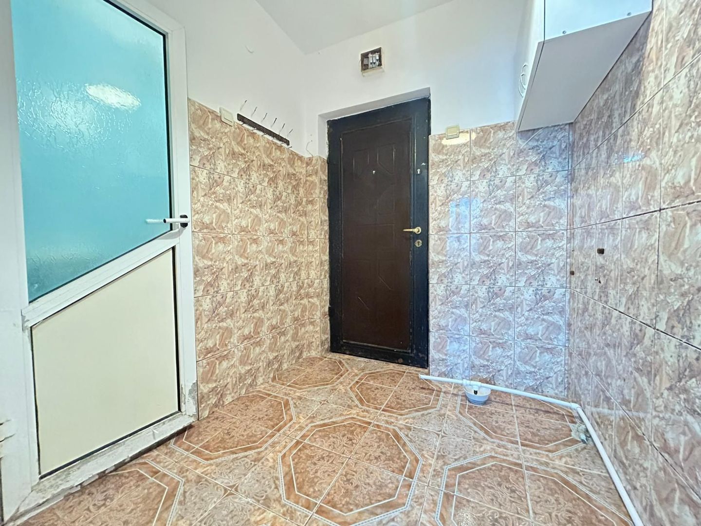 CET - Garsoniera | piata Cet | libera | etaj 3 - Poză 11