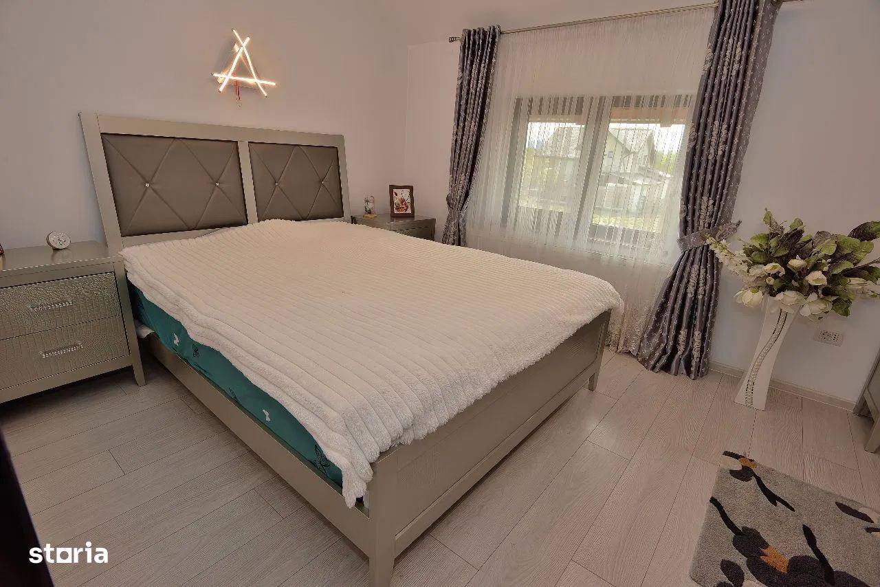 Casa individuala 7 camere Targu Neamt - Poză 8