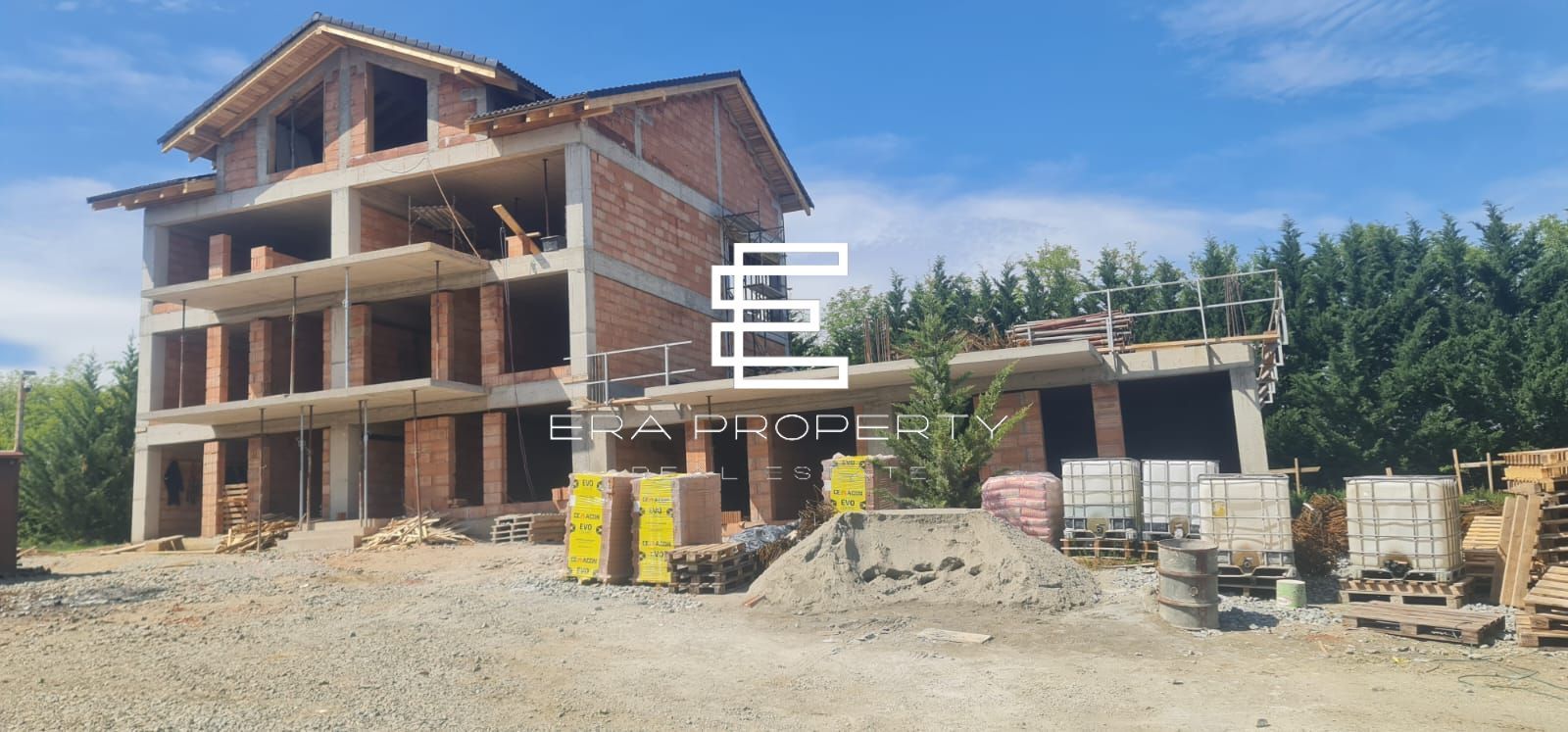 Apartament 3 camere + gradina 50 mp, la cheie , Cristian - Poză 4