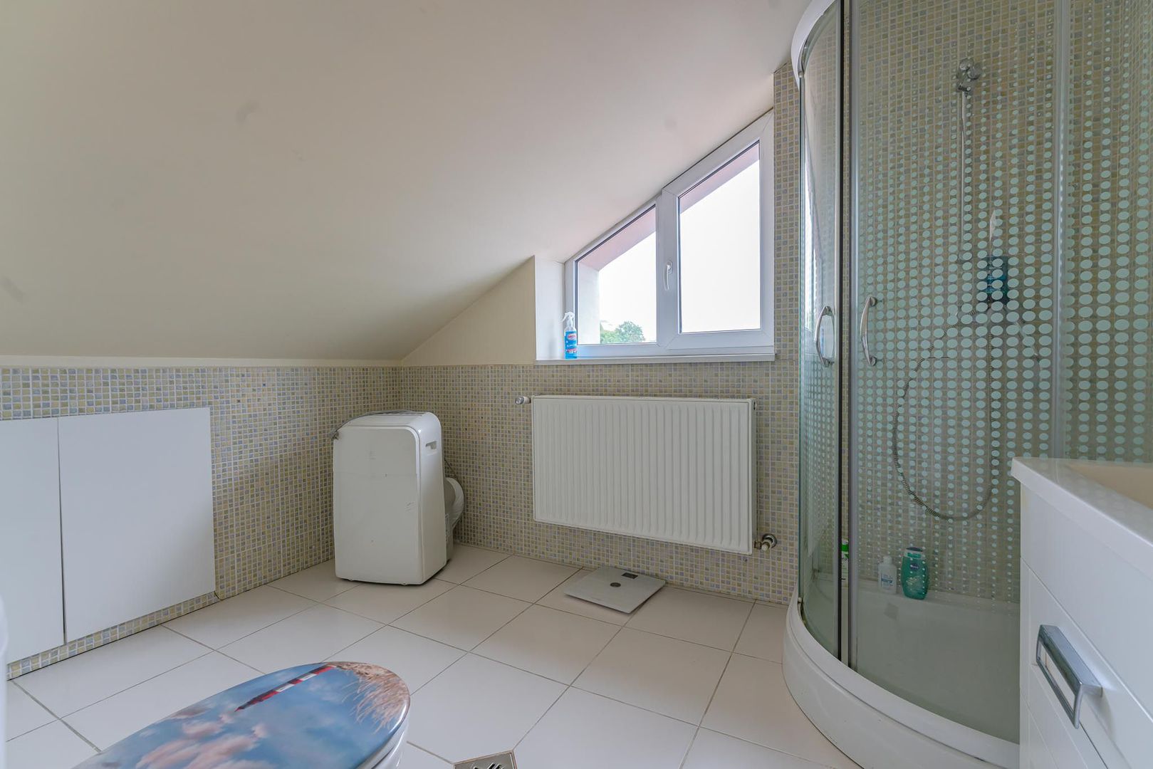 Apartament 5 camere dispus pe doua nivele in zona Brasovul Vechi - Poză 19