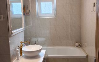 Apartament ultrafinisat 60 mp utili cu bucatarie inchisa zona Terezian - Poză 8