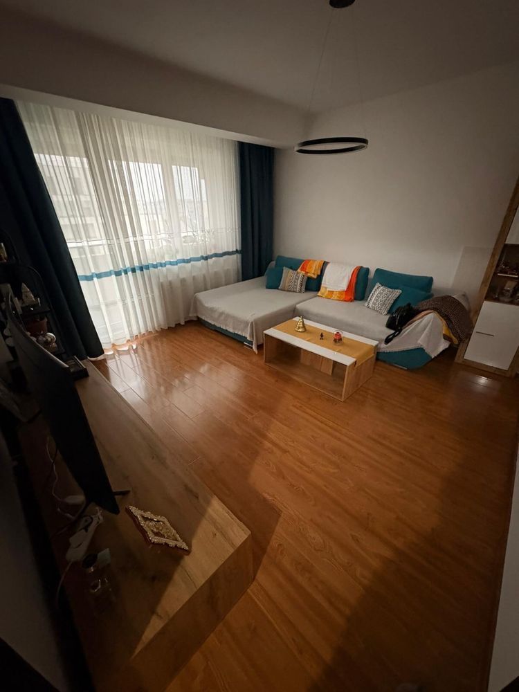 Apartament 2 camere, etaj 3, parcare, bloc nou - Poză 1