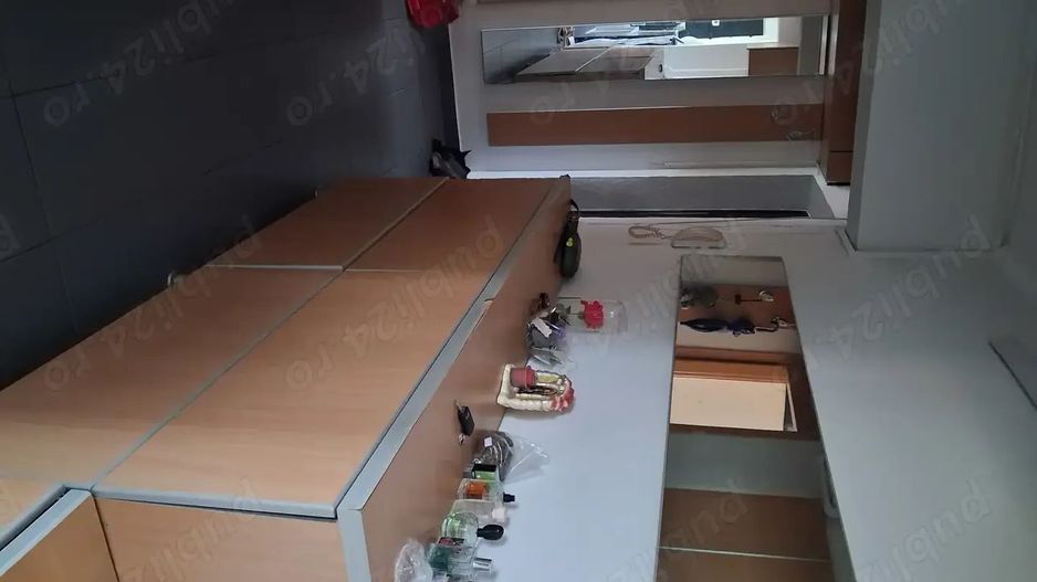 Apartament de vânzare - Poză 2