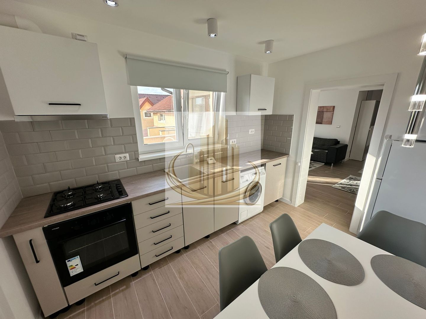 Apartament 3 camere, prima închiriere, 95 mp – terasă mare, Dumbravita - Poză 6