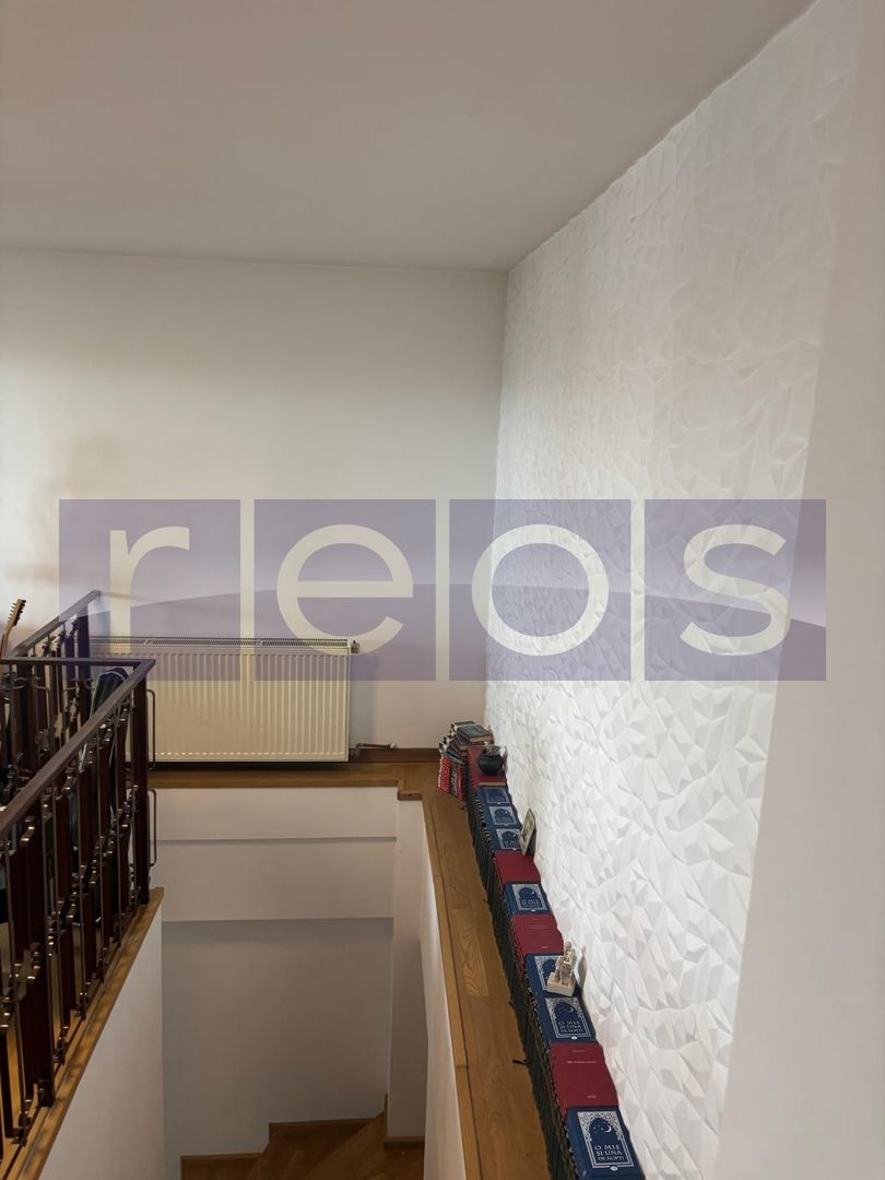 APARTAMENT DEOSEBIT DE VÂNZARE 5 CAMERE | VILA | ZONA CENTRALĂ - Poză 3