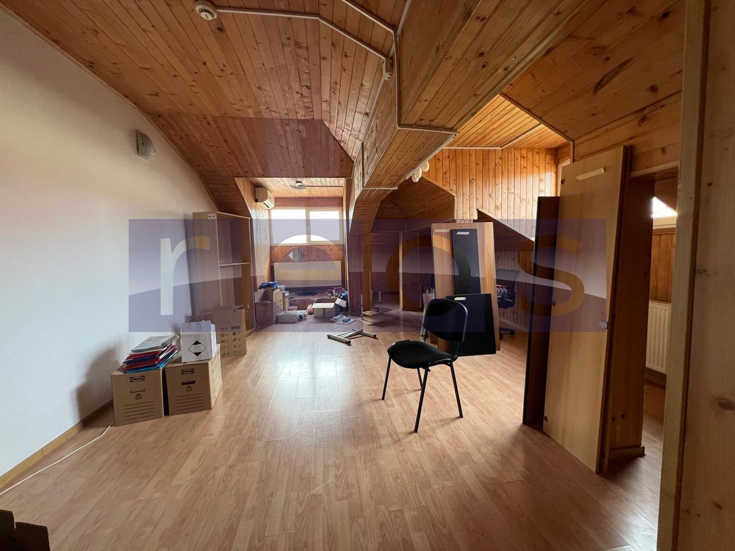 INCHIRIERE VILA 8 CAMERE | S+P+1+M - Poză 6