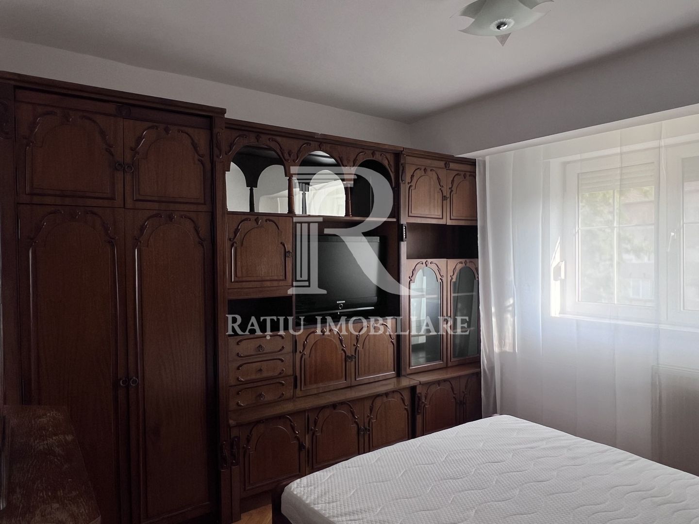 Apartament cu 3 camere | Costache Negruzzi | Decebal | Oradea - Poză 12