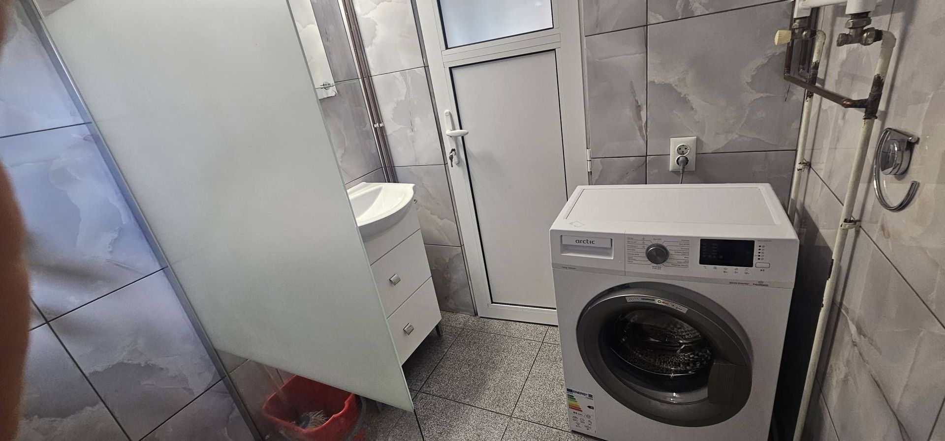 Apartament la casa ¶ 3 camere ¶ Intre Lacuri¶ FSEGA¶ Iulus Mall - Poză 8