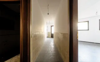 Clădire comercială în zona Grădiște. - Poză 26