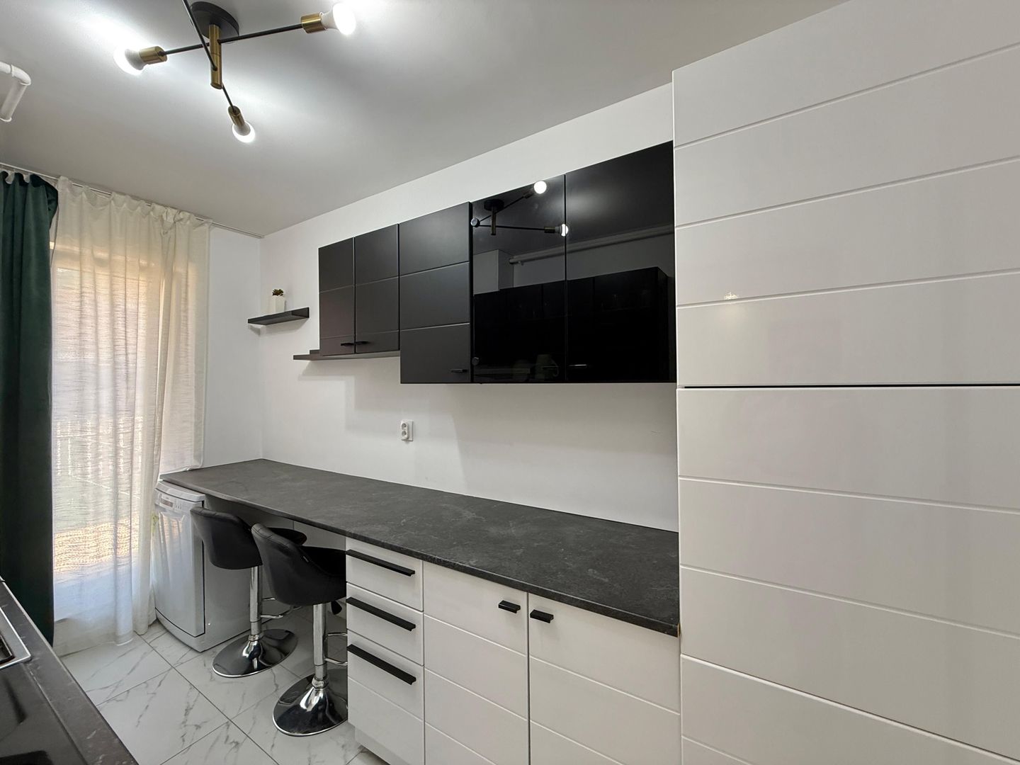 COSMOPOLIS - Apartament Tip studio cu 49 mp gradina,complet mobilat - Poză 7