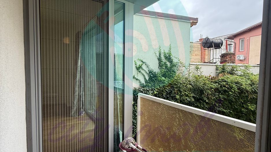 2 camere cu design industrial – un refugiu urban cu vedere spre gradina - Poză 12