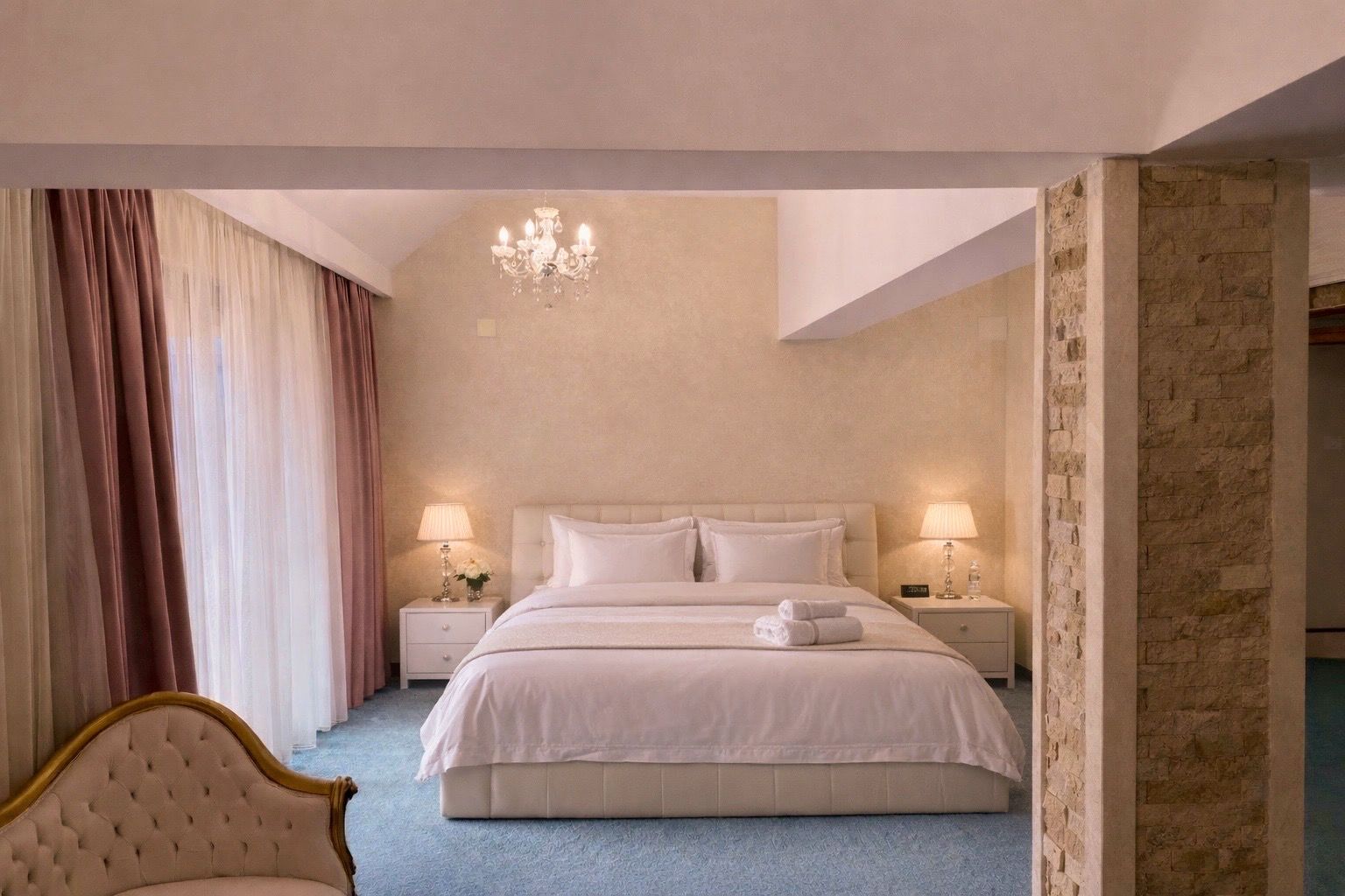 Vila / Casa de lux de vanzare  1000mp teren Str. Primaverii Constanta - Poză 9