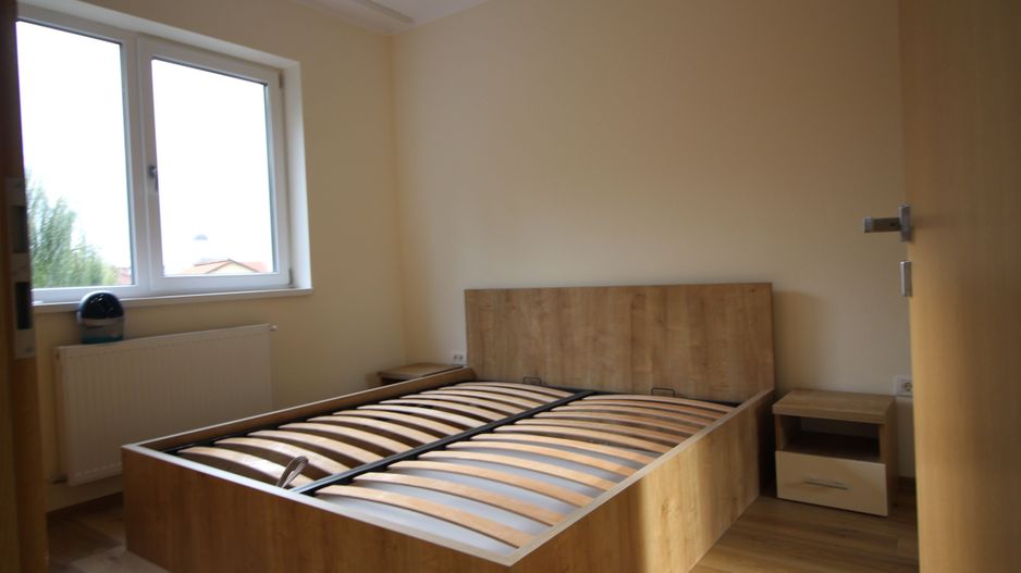 APARTAMENT DEOSEBIT - Poză 6