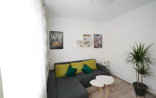 Apartament cu 2 camere, decomandat - Poză 12