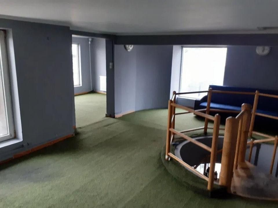 COMISION 0% - De inchiriat  spatiu comercial central Pitesti - Poză 4