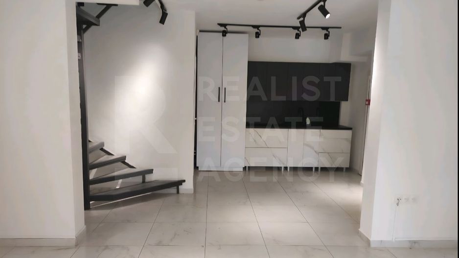 Vânzare, spațiu comercial,  72 mp, str. Armenească, Centru - Poză 2