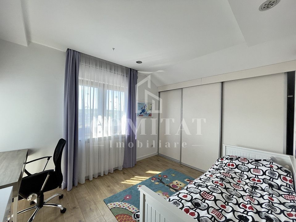 Casă cochetă cu teren generos și panoramă Chinteni - Poză 12