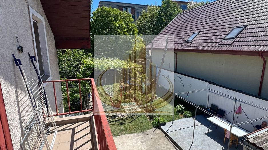 Casă spațioasă cu 2 apartamente, acces din 2 străzi – zona Lipovei - Poză 17