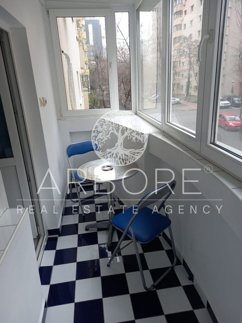 Inchiriere apartament 3 camere Unirii - Poză 12