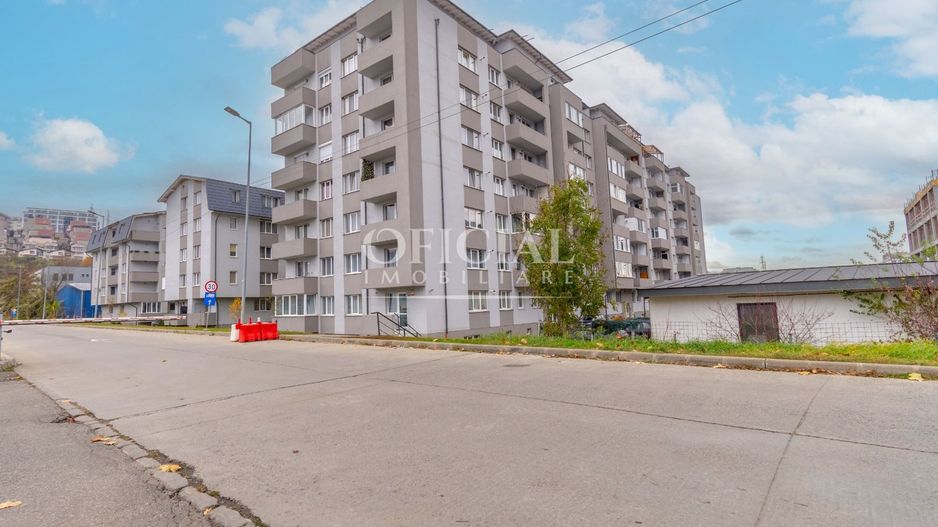 Apartament 3 Camere | Intermediar | Parcare Inclusa | Zona VIVO - Poză 1