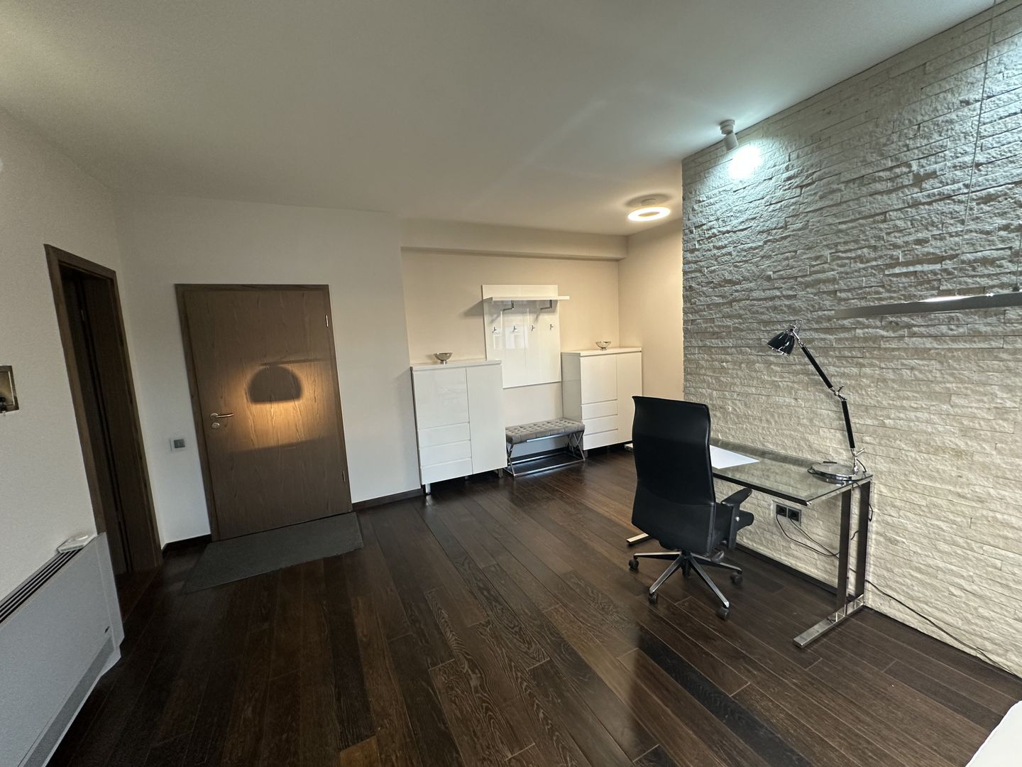 Apartament cu parcare subterana - Poză 9