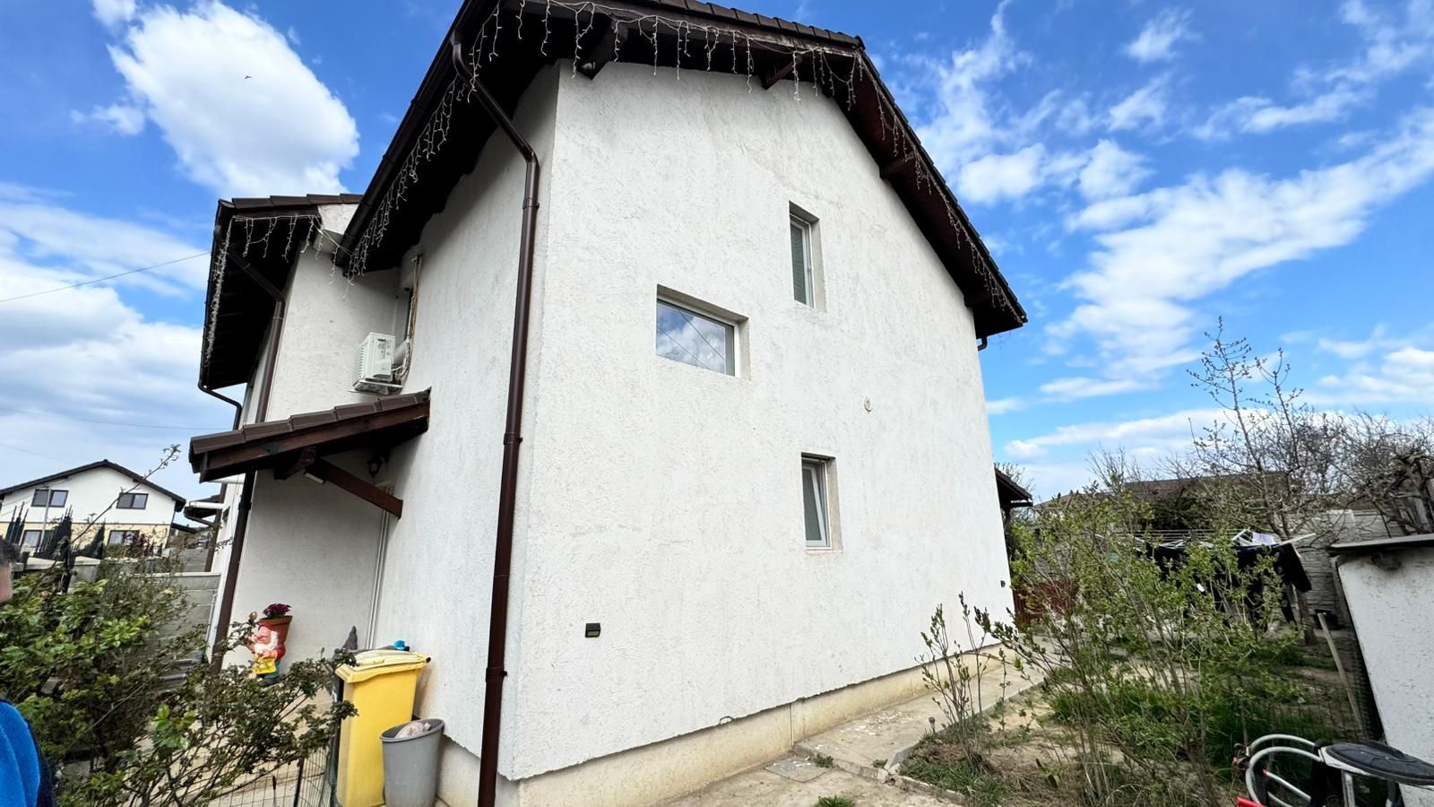 COMISION 0% | Duplex Mobilat Cu 4 Camere | Giroc | 90 mp | Teren 200mp - Poză 2