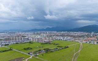 Teren intravilan cu potențial investitie |1000 mp| Tractorul - Poză 2