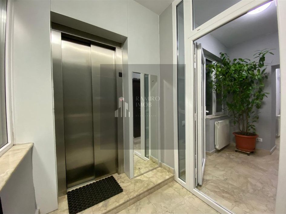 Apartament 220mp +terasa 210mp utili -bloc2010 Unirii -Pasaj Marasesti - Poză 3